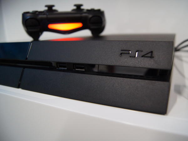 Novo modelo de PlayStation 4