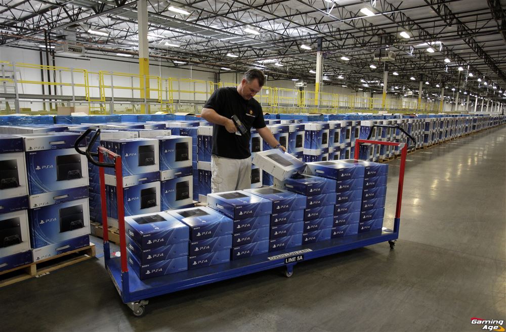 PS4 irá superar 100 milhões de unidades vendidas, segundo especialistas 1 PS4 Amazon