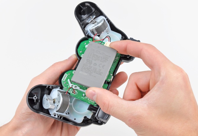 Como trocar bateria DualShock 4