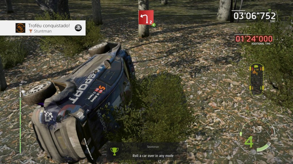 World Rally Championship 6: Vale a Pena? 14 Por mais incrível que possa parecer, o carro capotou por causa deste pequeno arbusto...